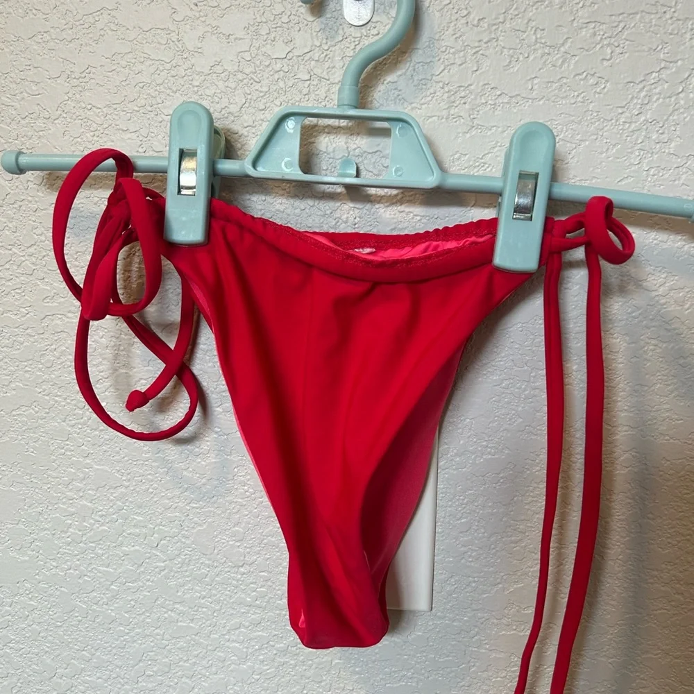 Red Bikini Set - Picture 3 of 4
